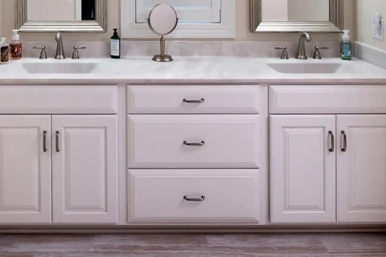 Amish-bathroom-cabinets-Lexington-KY