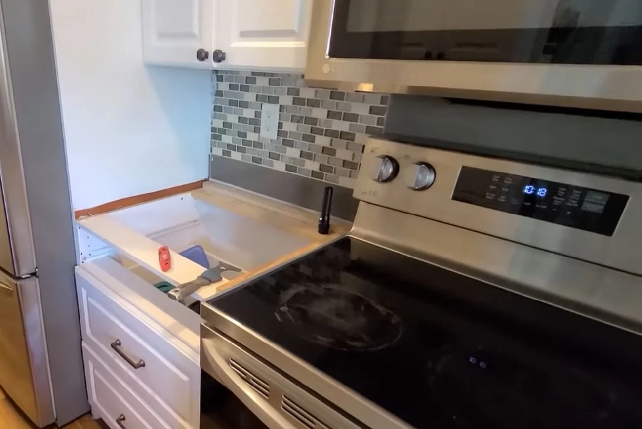kitchen-countertop-removal