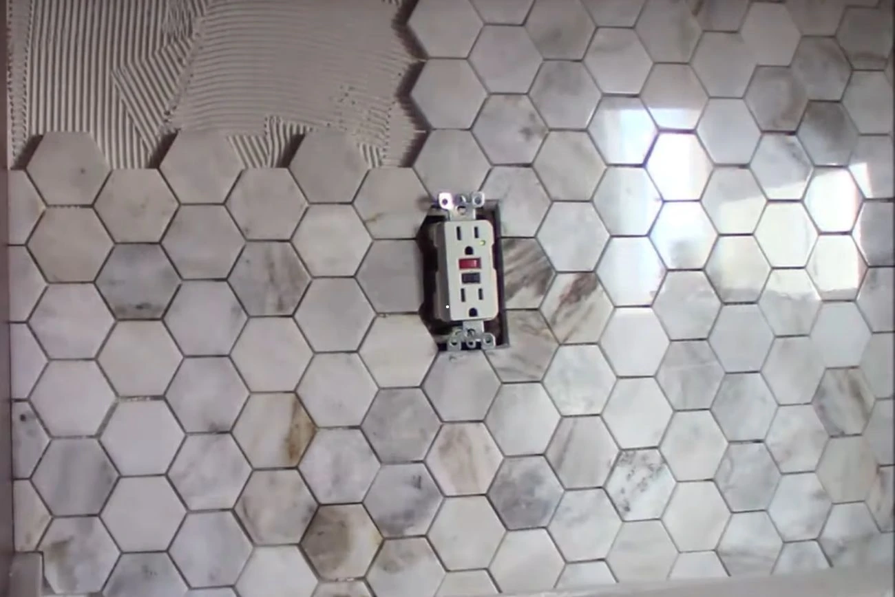 mosaic-and-subway-tile-backsplash-installation-lexington-ky